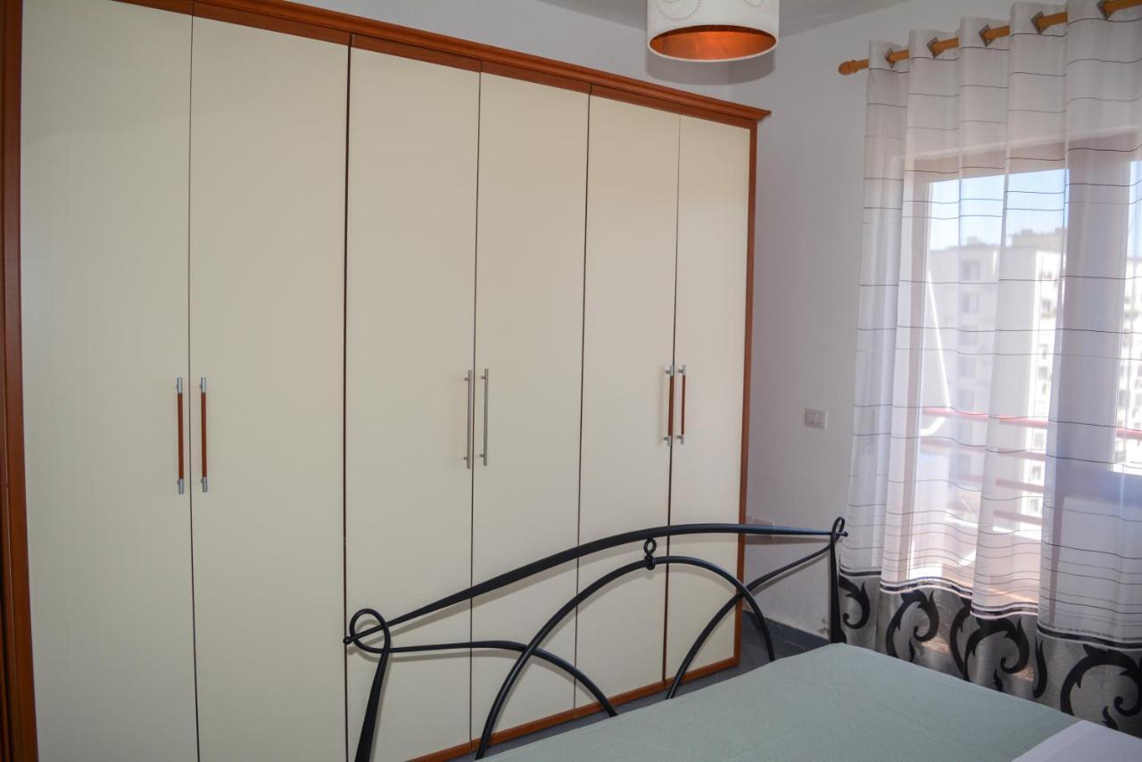 Moraceae Lovely Apartment Tirana Bagian luar foto